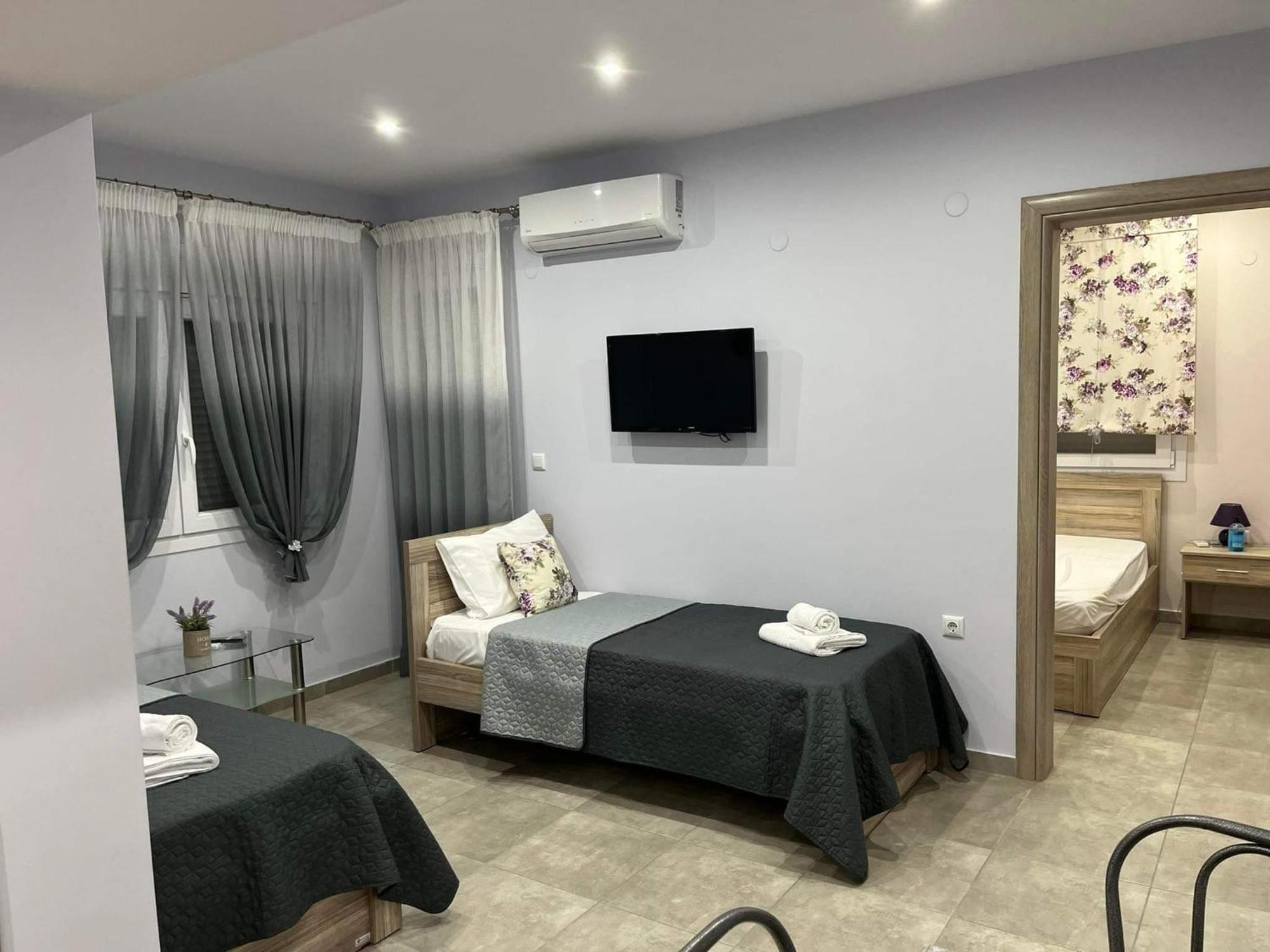 Kaiafas Luxury Philoxenia Apartment Nea Peramos  Room photo